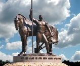 Памятник Первопоселенцу